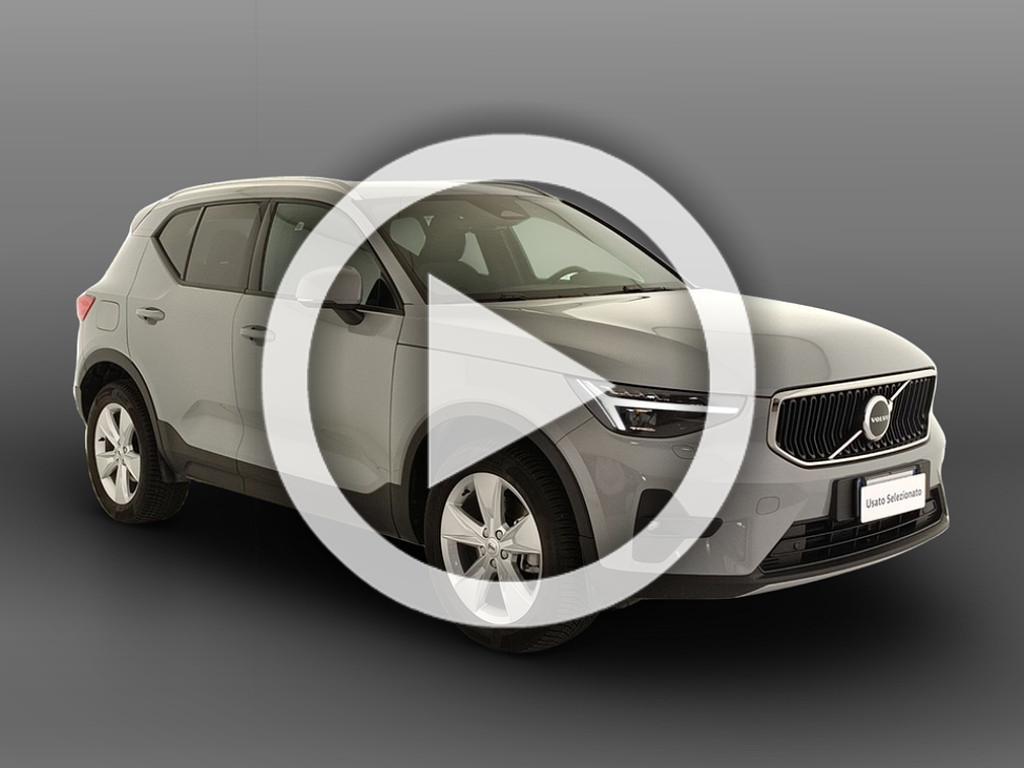 Volvo XC40 2.0 b3 core auto - phyron